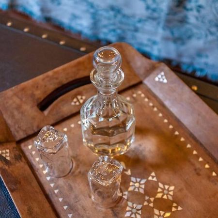 History And Charm Apartment Chania  Bagian luar foto