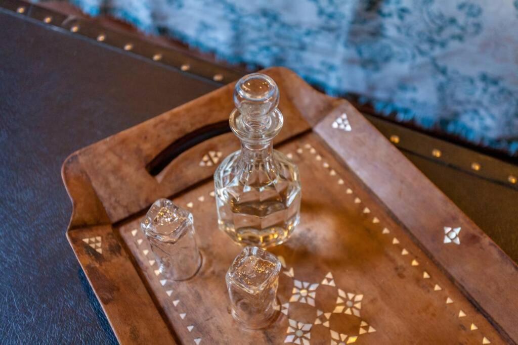 History And Charm Apartment Chania  Bagian luar foto