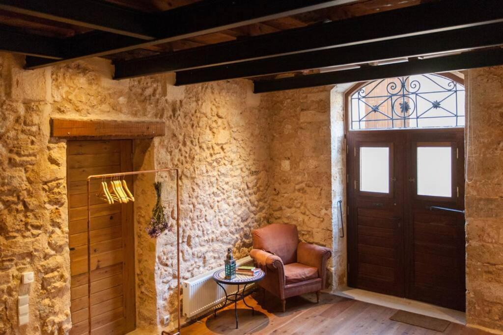 History And Charm Apartment Chania  Bagian luar foto