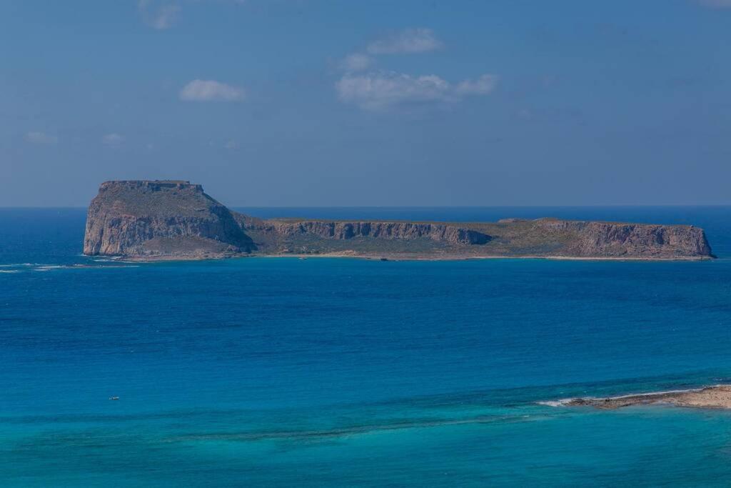 History And Charm Apartment Chania  Bagian luar foto
