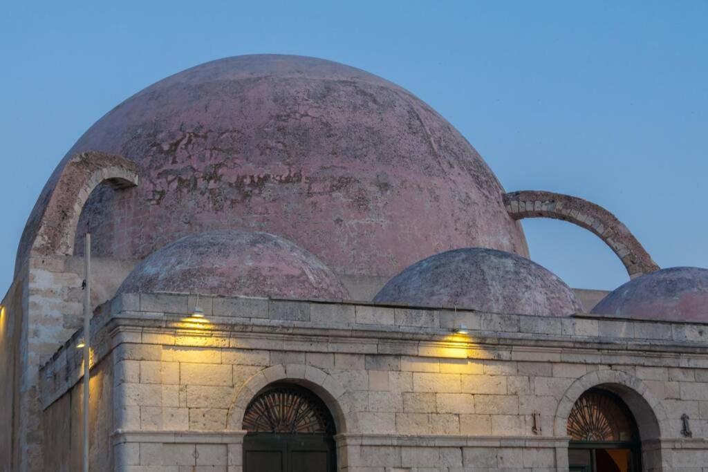 History And Charm Apartment Chania  Bagian luar foto